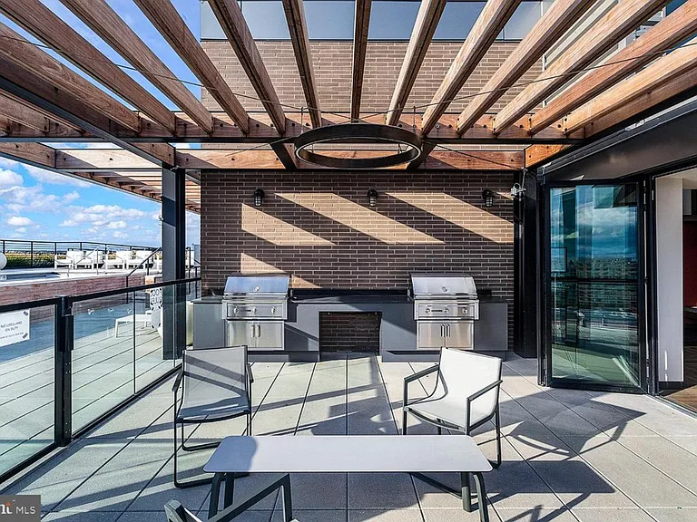 1625 Eckington Pl NE #Penthouse 113 — Photo 24