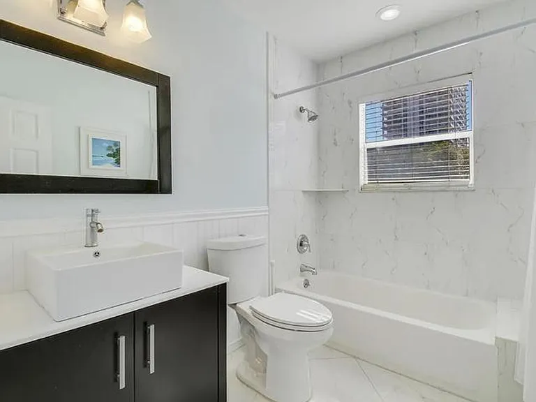 1310 Manor Dr — Photo 15