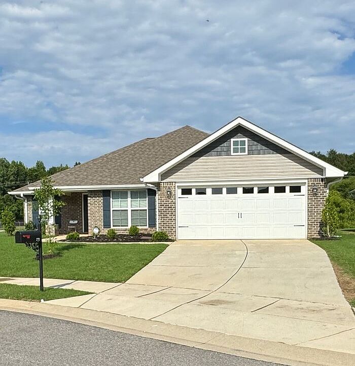 1st image of 272 Abercorn Dr