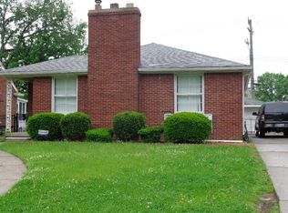 20936 Littlestone Rd, Harper Woods, MI 48225