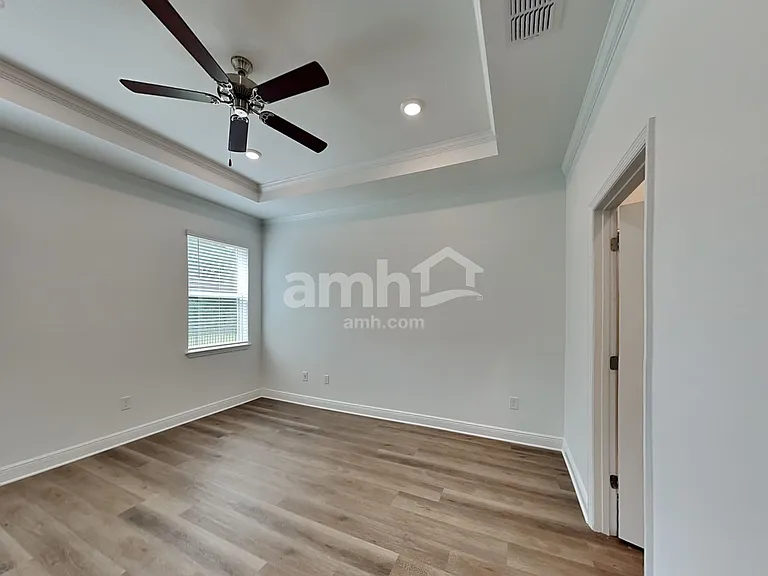 5447 Boulder Creek Cv — Photo 17