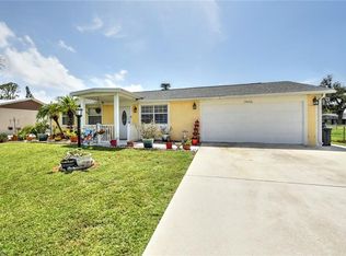 19066 Flamingo Rd, Fort Myers, FL 33967