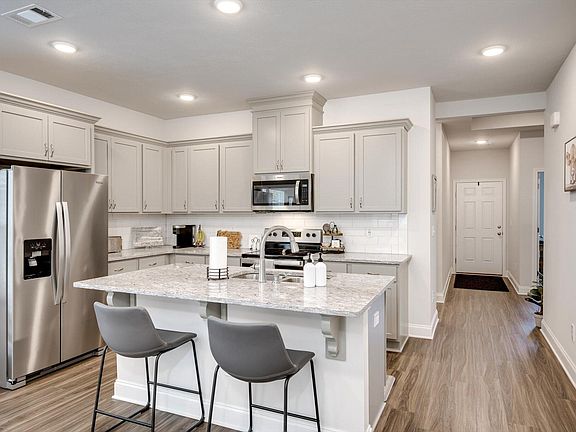 5th image of 1030 Candleberry Drive