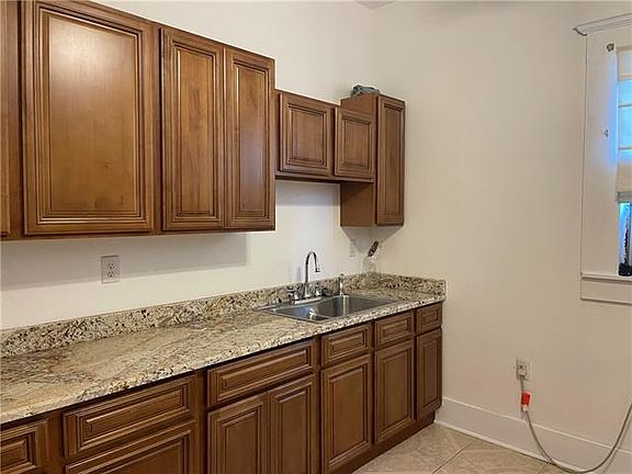 5th image of 2518 N Derbigny St
