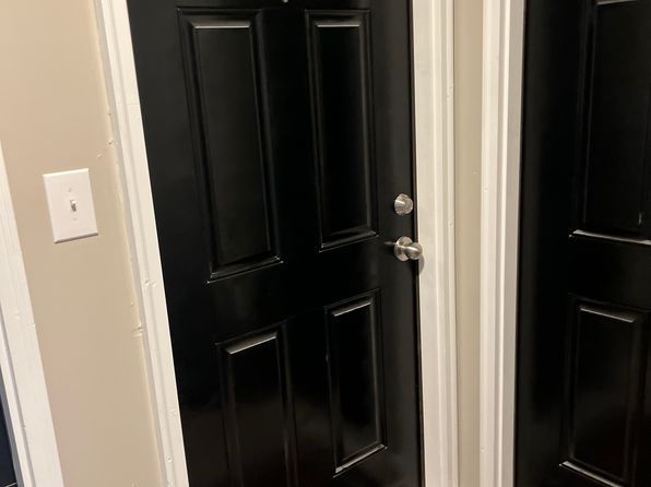 154 S Main Cross St #4