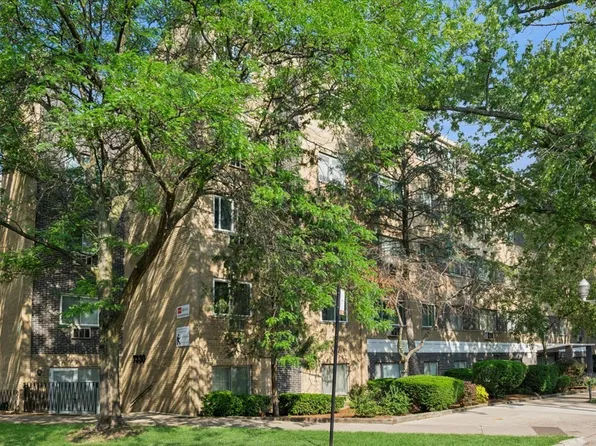 7306 N Winchester Ave APT 207, Chicago, IL 60626