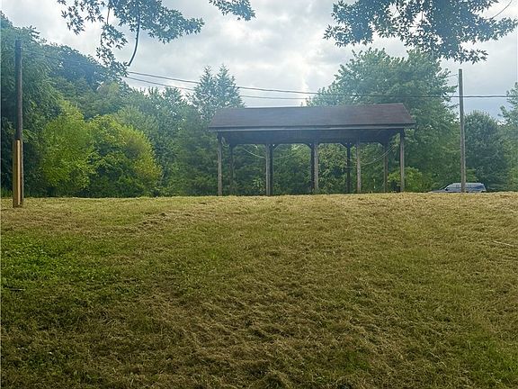 4th image of 0 Elk Ave