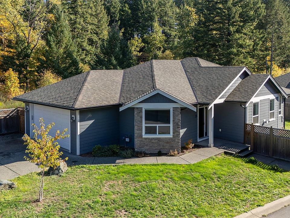 1st image of 3205 Gibbins Rd #37