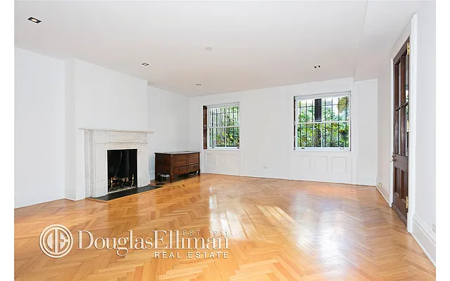 Rented by Douglas Elliman | media 18