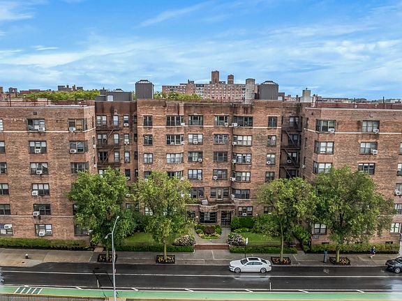 2nd image of 98120 Queens Blvd APT 3G
