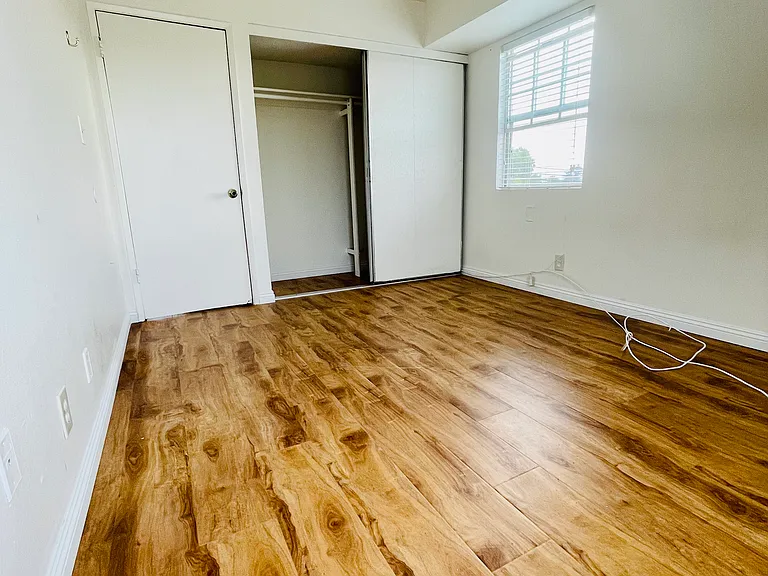 9403 Carron Dr — Photo 56