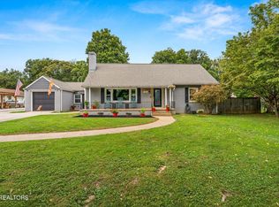 2021 Woodrow Dr, Knoxville, TN 37918