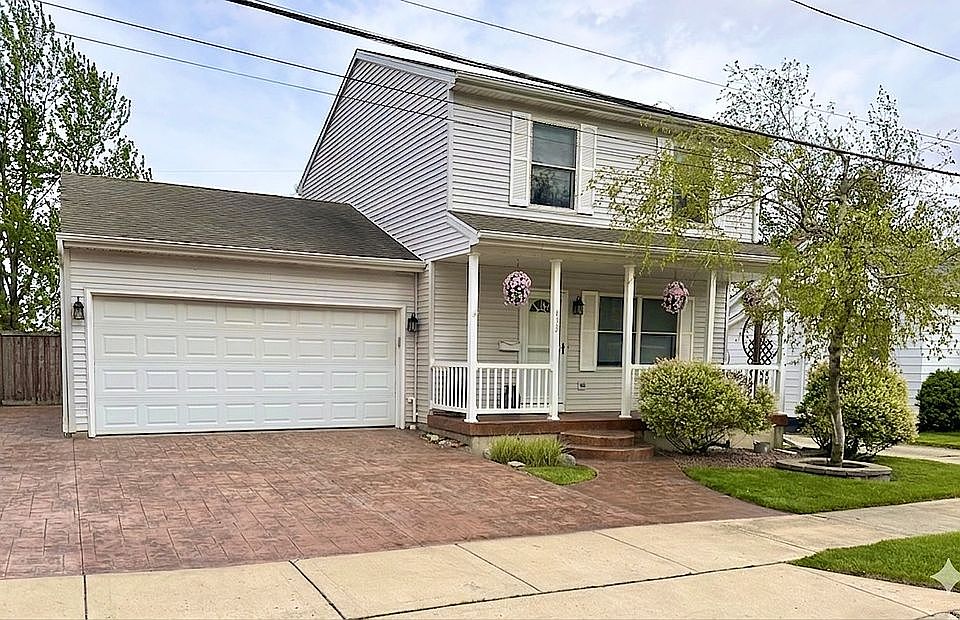 1st image of 432 Maplewood Ave