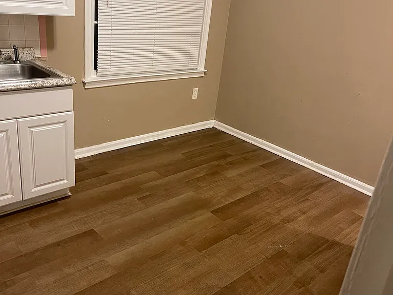 26370 Oakland St — Photo 12