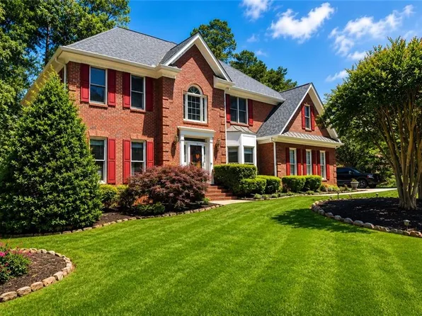 1630 Canterbury Pointe SE, Conyers, GA 30013