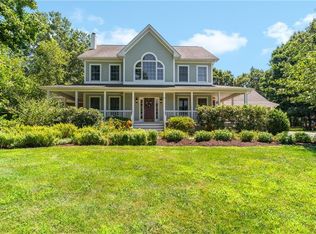18 Hunters Knl, Smithfield, RI 02917