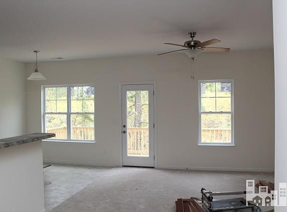 4th image of 805 Isle of Palms Lane
