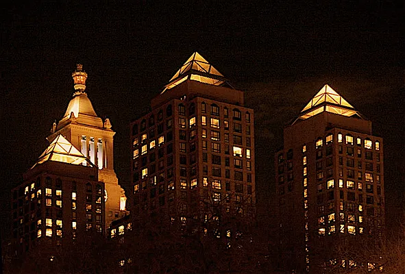 Sold by One Irving Place Realty | media 27