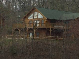 614 Paso Fino Dr, Maggie Valley, NC 28751