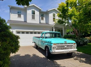 21487 SW Roellich Ave, Sherwood, OR 97140
