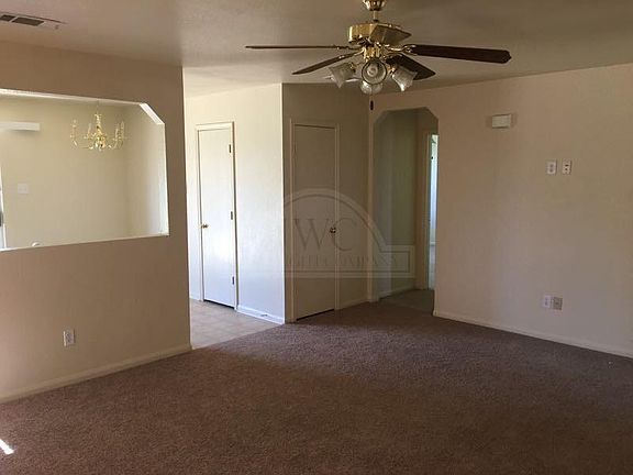 3rd image of 2911 Blackburn Dr