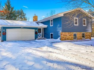 6037 Aztec Trl, North Branch, MN 55056