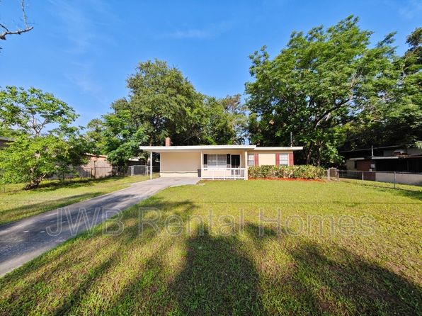 2130 Patou Dr W