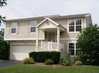 2336 Woodoak Dr, Round Lake Beach, IL
