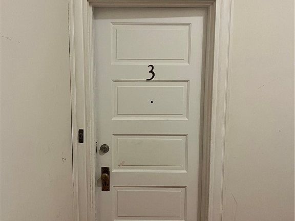 4th image of 1644 W Grace St