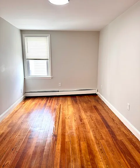 215 State St #D — Photo 9