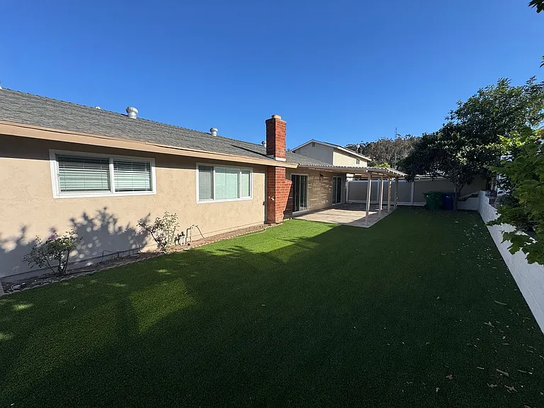 1058 Benjamin Pl — Photo 19