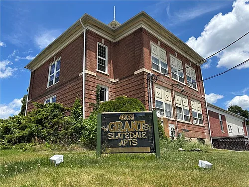 4033 W Grant St #2 Photo 1