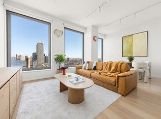 8 S 4th St #28E, Brooklyn, NY