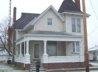 207 S Main St, Farmland, IN 47340