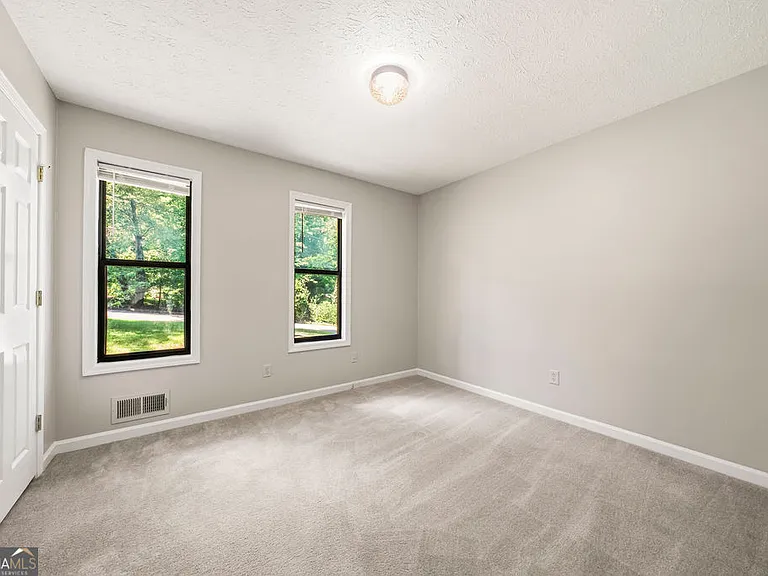 4741 N Springs Rd NW — Photo 22