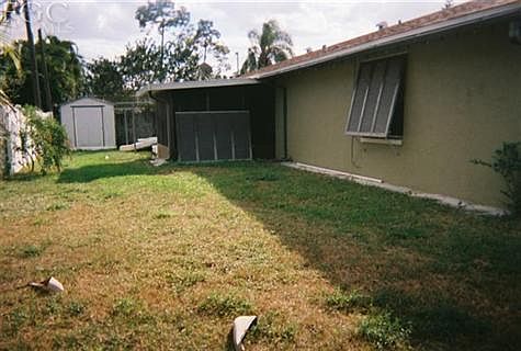 5th image of 19145 Miami Blvd