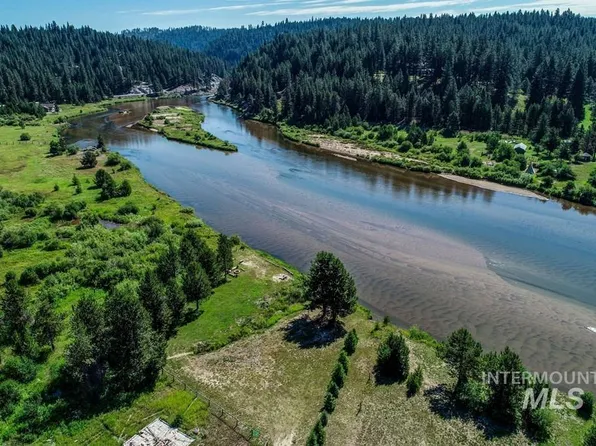 9789 Highway 55, Cascade, ID 83611