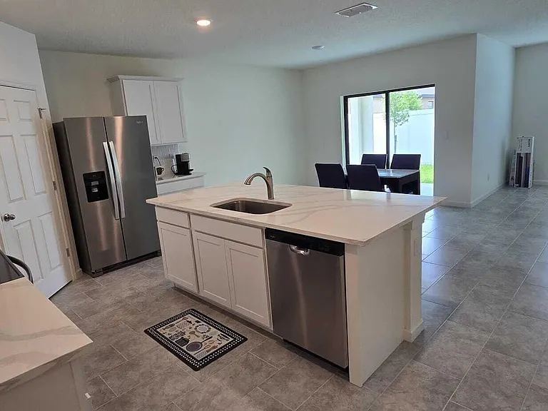 528 Seafoam Cir — Photo 19