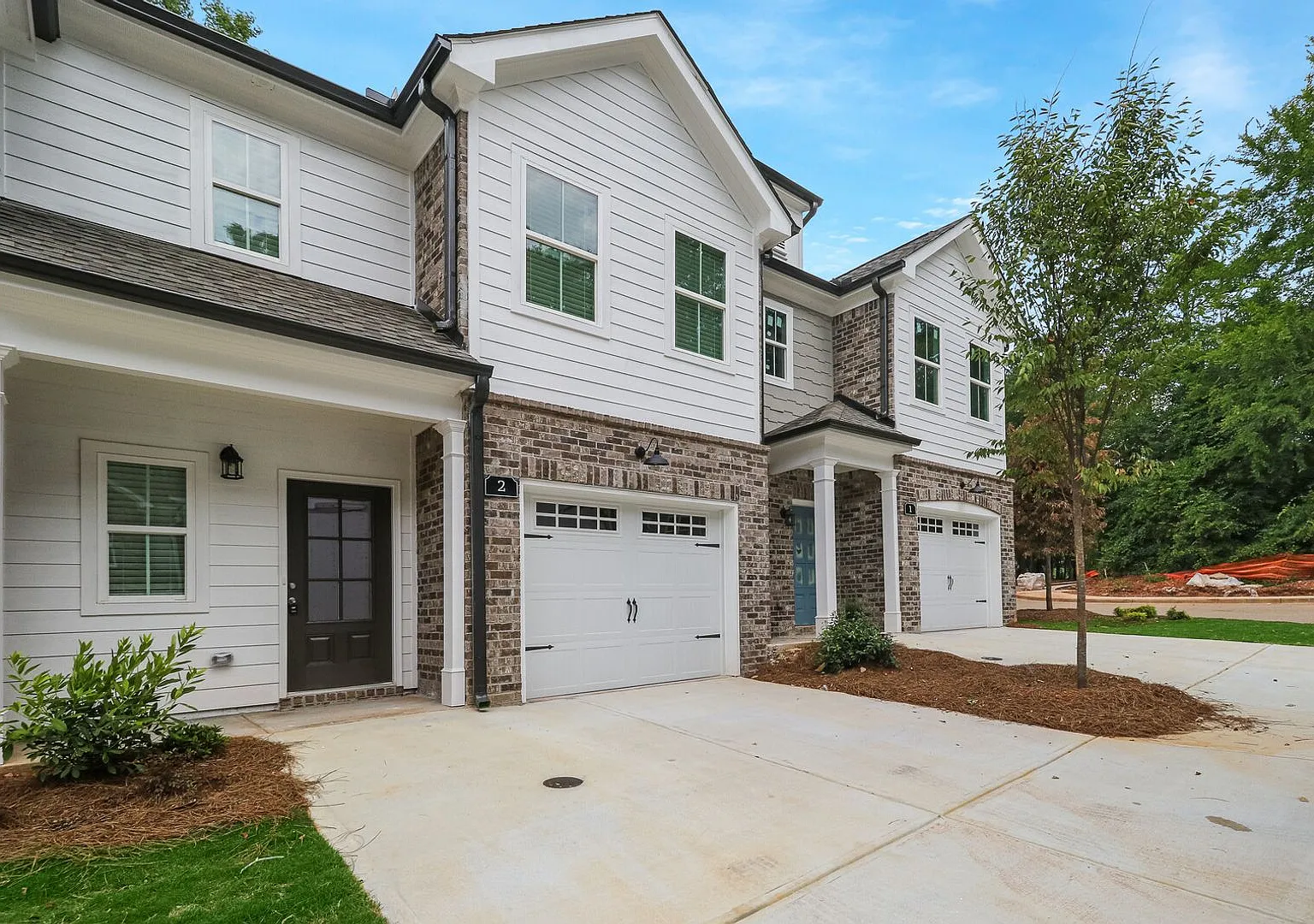 15 Sprayberry Rd — Photo 2