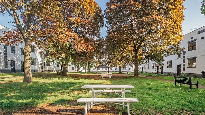 Rented by Nooklyn NYC LLC | media 1