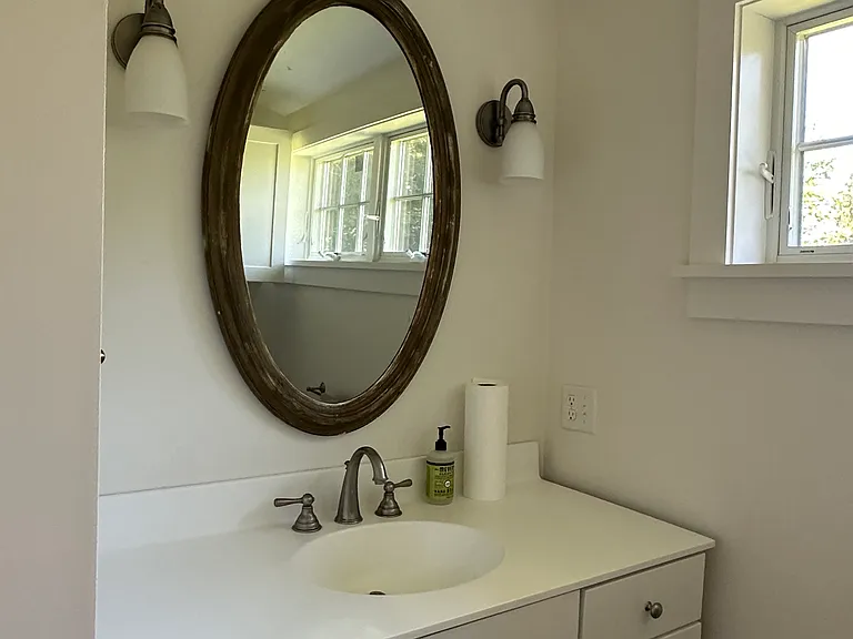 441 W Shore Rd — Photo 16