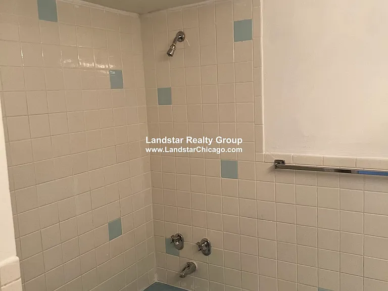 8644 Skokie Blvd #405 — Photo 7