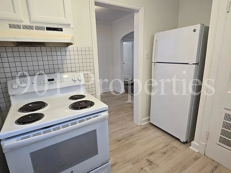3708 Park Ave — Photo 7