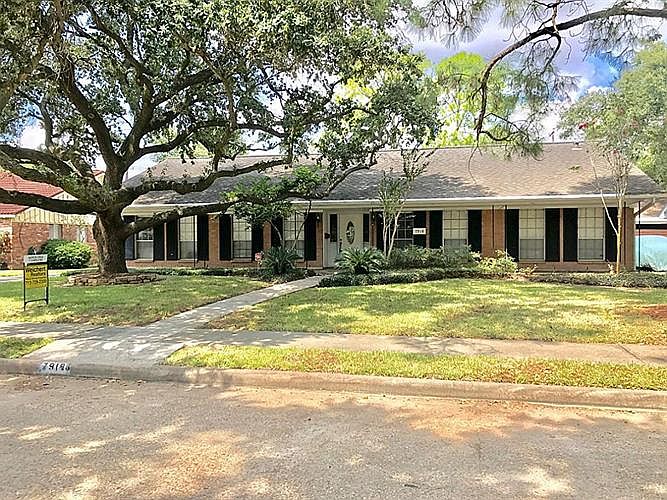1st image of 7918 Braesdale Ln