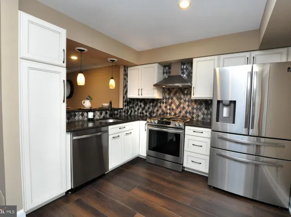 148 Covered Bridge Ct, Sewell, NJ 08080