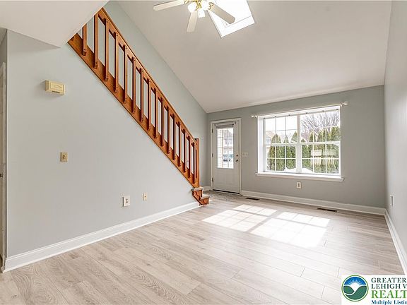 4th image of 2627 Tamlynn Ct