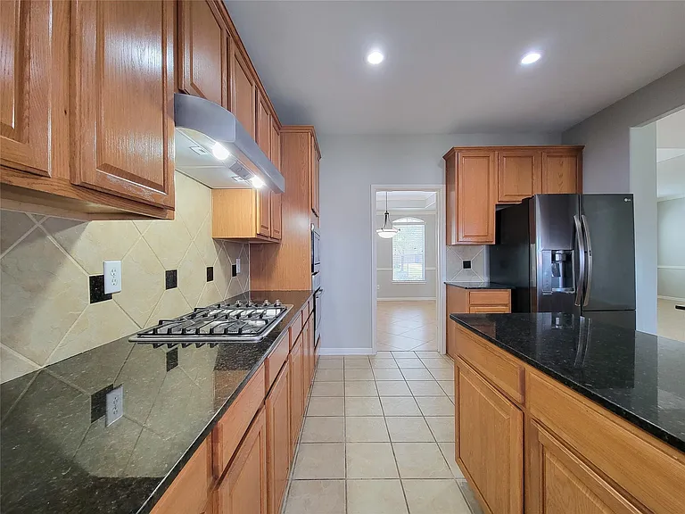 20710 Mansfield Bay Ln — Photo 18