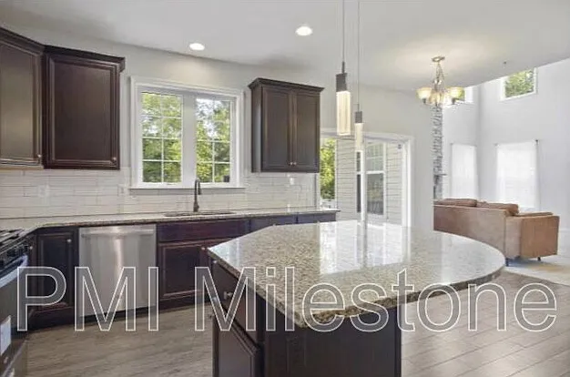 19004 Mount Maple Ct — Photo 2