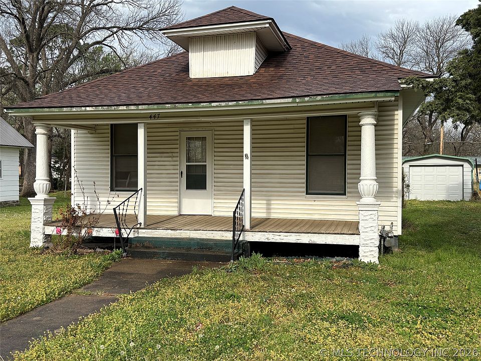 1st image of 447 N Thompson St