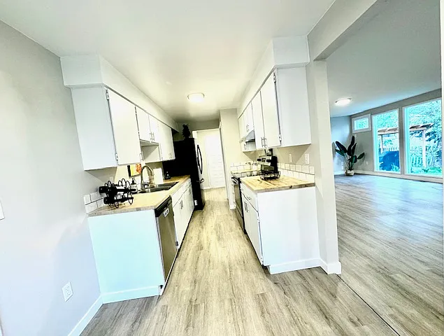 4517 S Donald Ct — Photo 8